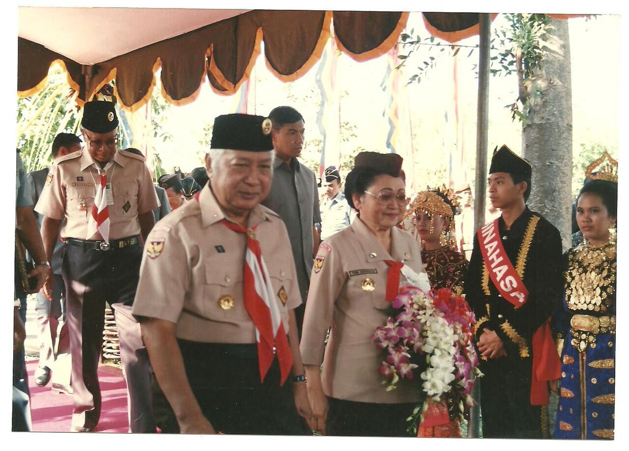 Gw Nge-fans bgt sama Pak Soeharto