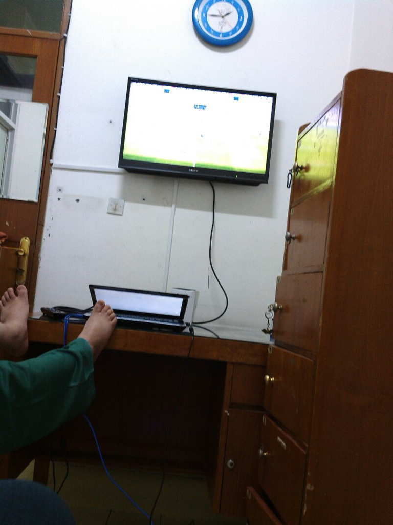 Enak mana Pes 2013,Pes2014 or Fifa 14?