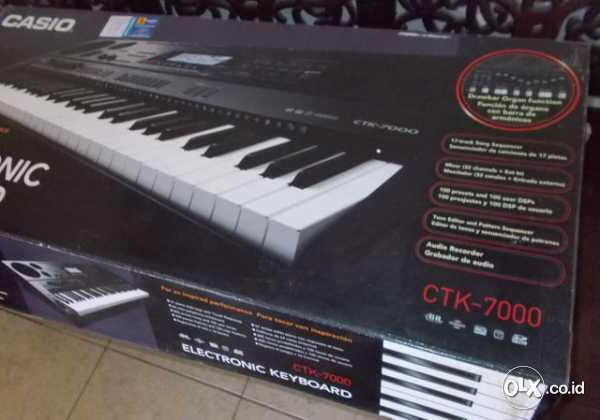 Casio CTK 7000