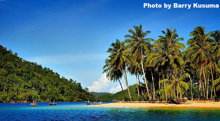 Pasumpahan Pulau terindah di Sumatera Barat.