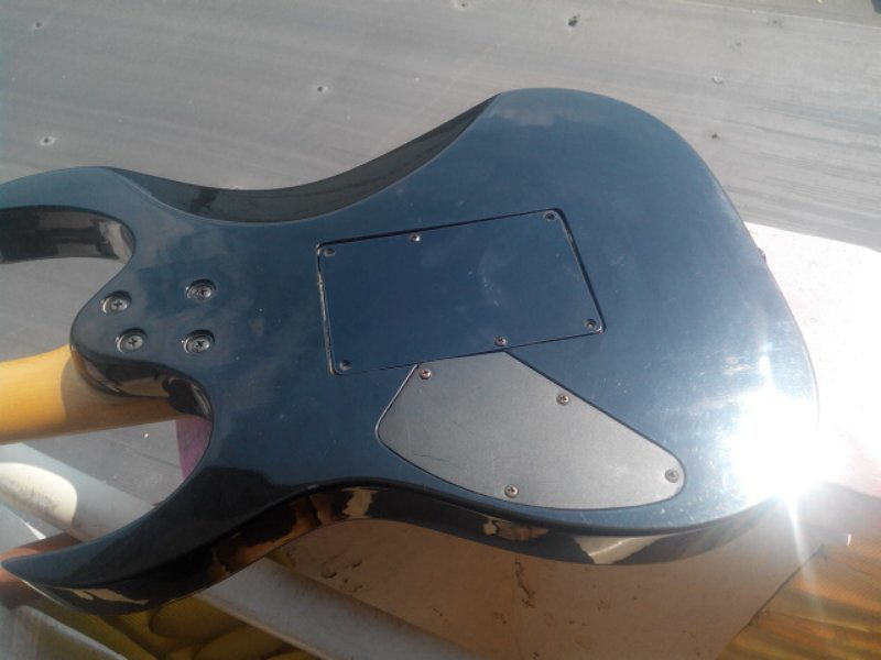 ibanez gio grg 270 hitam updown dan merah semiupdown mulus dibekasi