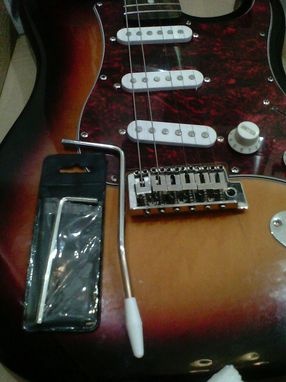 Gitar Legacy Stratocaster eks gramedia