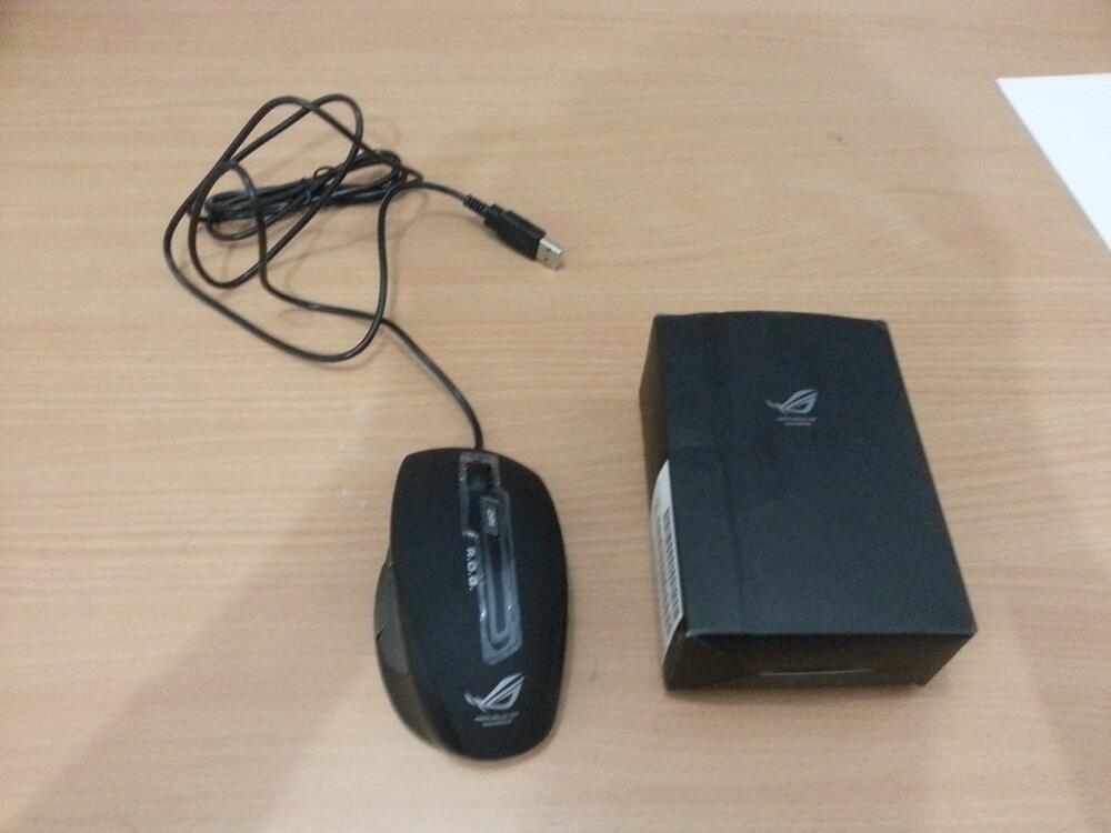 Dijual Mouse ROG GX 850 NEW masi bau pabrikan