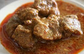 Atur Pola Makan Sehat Saat Lebaran !!