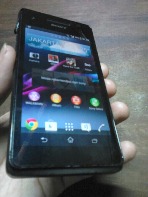 Sony xperia v