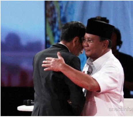 PRABOWO ADALAH SAHABAT BAIK JOKOWI. STOP NGEBULLY