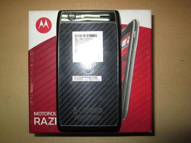 jual motorola RAZR MAXX (XT910), baru, sisa stok