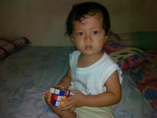 Kamu akan pintar dan kelihatan ganteng saat memainkan permainan ini..