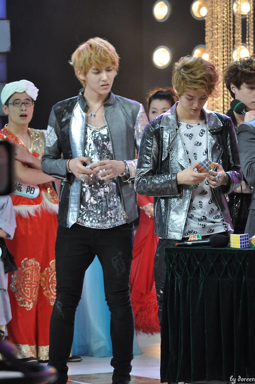 Kamu akan pintar dan kelihatan ganteng saat memainkan permainan ini..