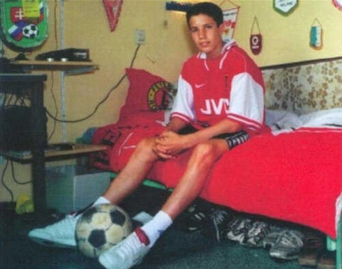 10 Hal yang Jarang Diketahui dari Robin van Persie