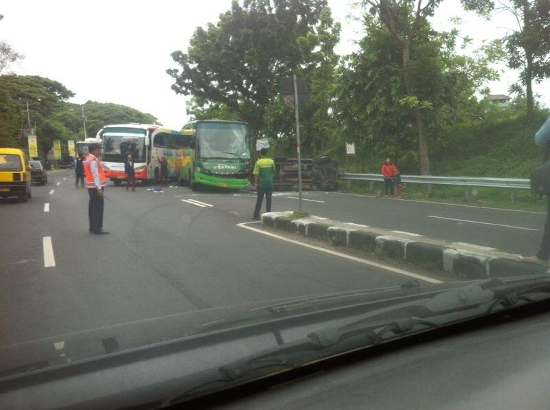 Kecelakan jl a yani solo gan