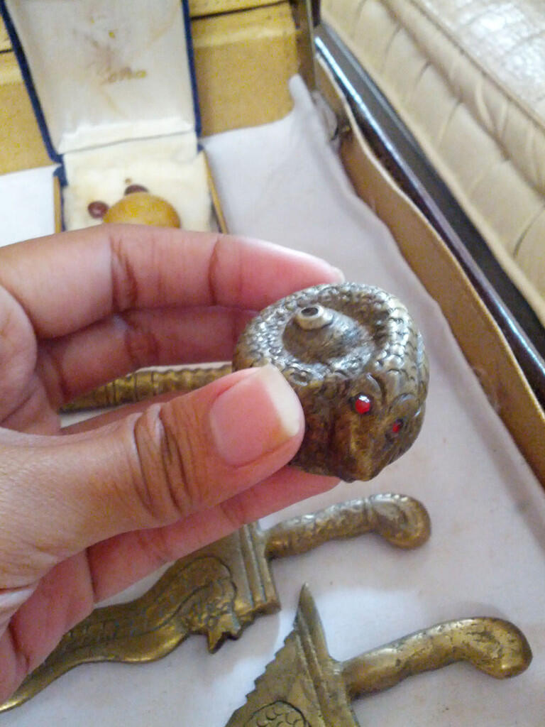 JUAL PUSAKA ANTIK