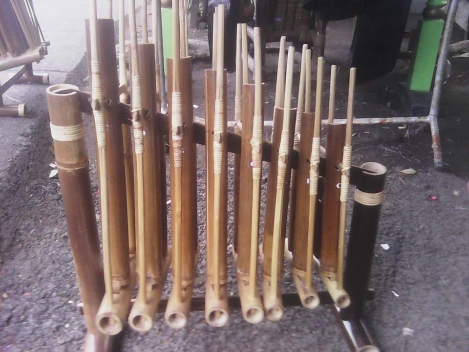 Gitar akustik Appergio S,trsutroad