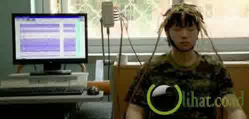 &#91;HOT&#93; 9 Orang yang melakukan aksi bahaya karena internet!! don't try at home