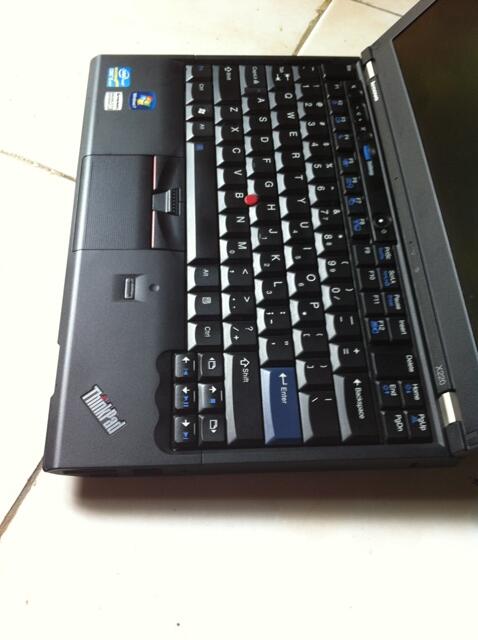 Lenovo ThinkPad X220 Like New + 128GB Samsung SSD
