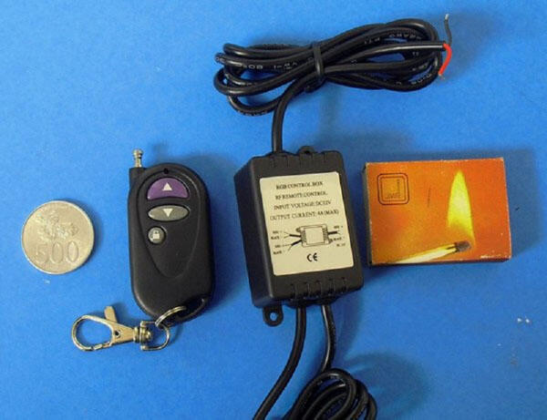 STROBO REMOTE CONTROL 2 CHANNEL