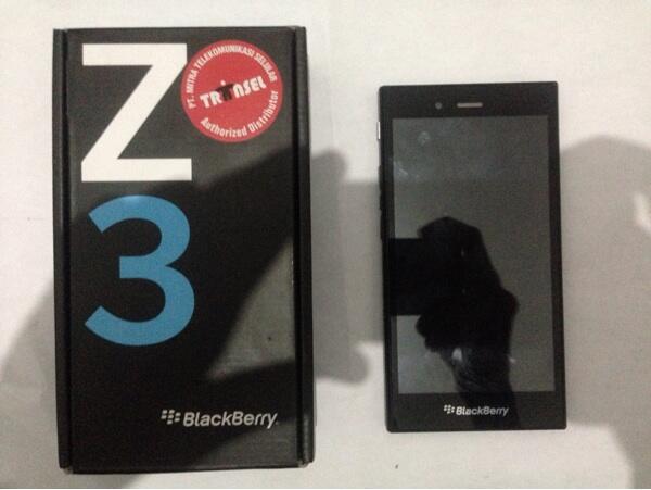 Wts blackberry z3 jogjaaaa