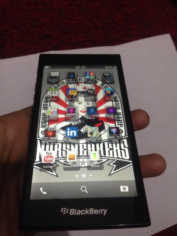 Wts blackberry z3 jogjaaaa