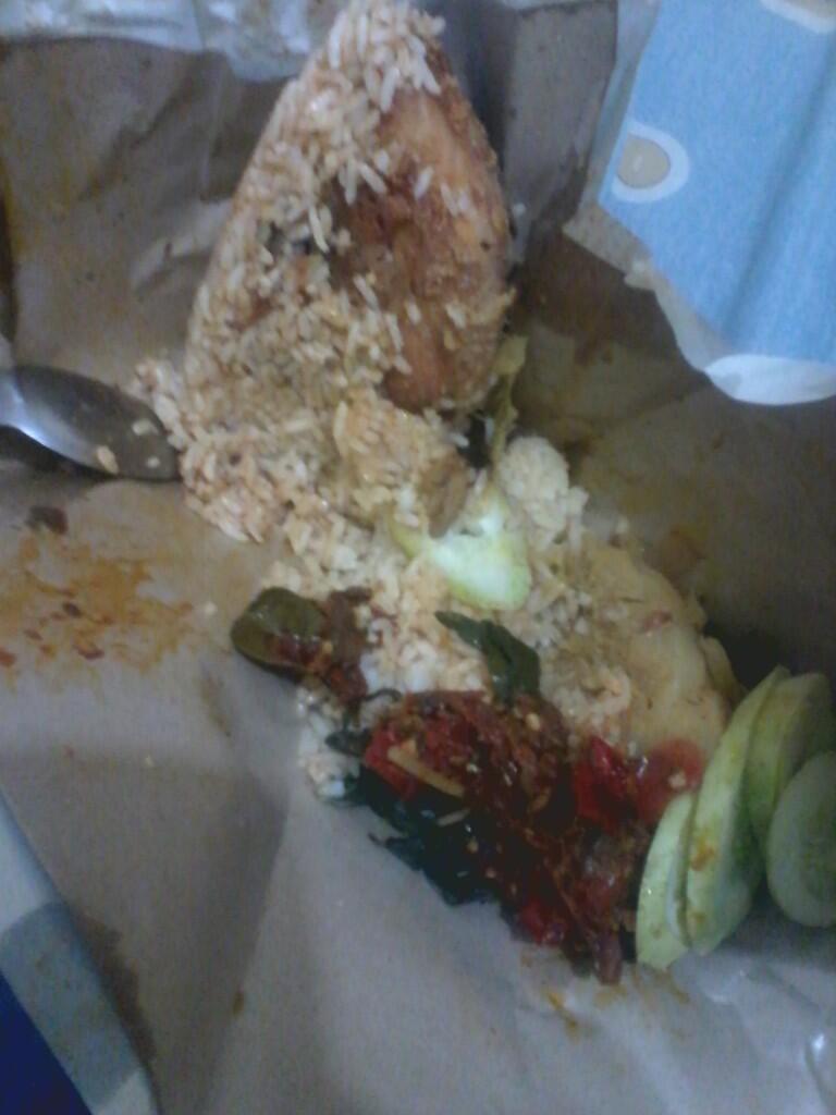 nasi bungkus..