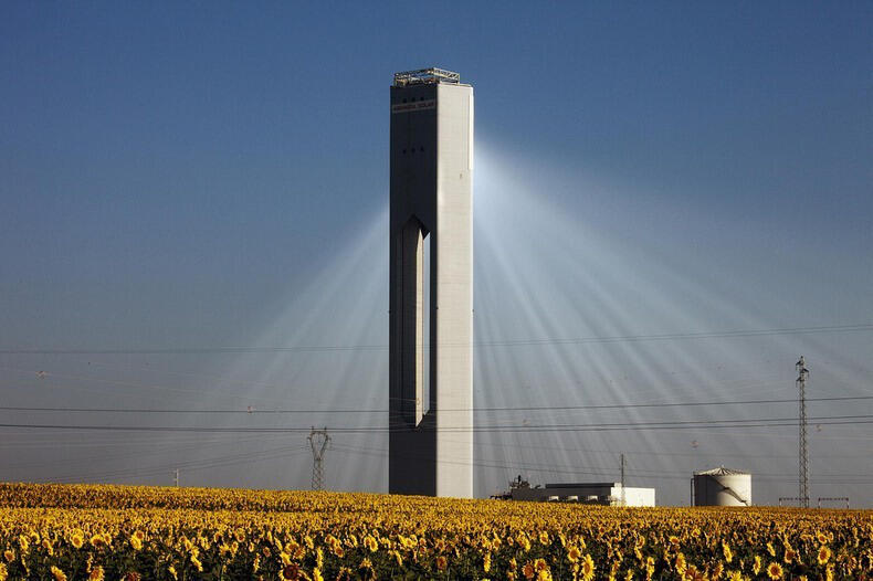 Menara Tenaga Surya - Seville,Spain