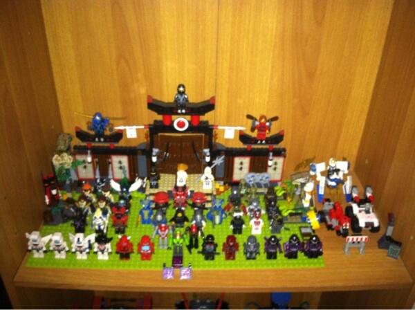 Lego superhero, spongebob, toy story, ninjago, chima, starwars, kreo transformers