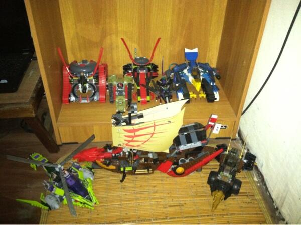 Lego superhero, spongebob, toy story, ninjago, chima, starwars, kreo transformers