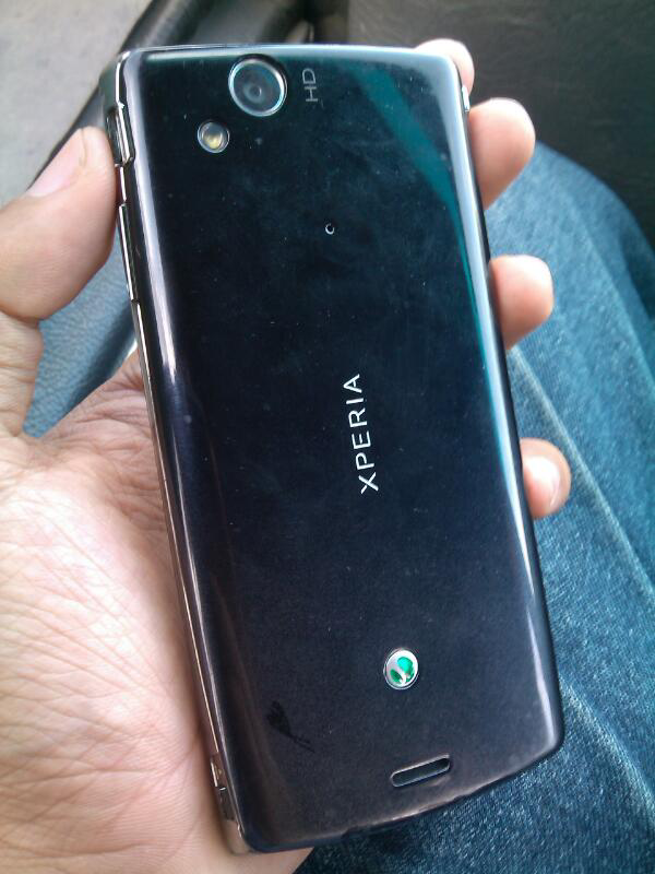 JUAL BU..MURAH SONY XPERIA ARC Fullset cod bandung