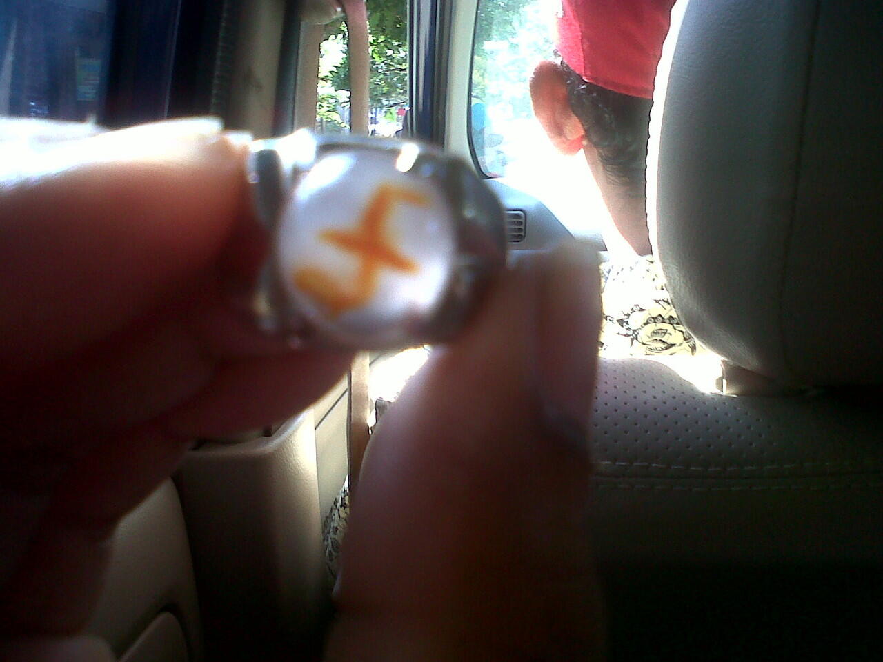 BATU CINCIN BERTULIS INSIAL HURUF F