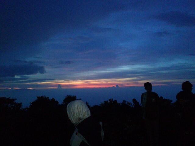 Sensasi Yang Bisa Kita Rasakan Saat Mendaki Gunung!