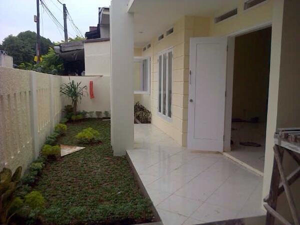 Rumah di komplek pertamina , pondok ranji . Bintaro