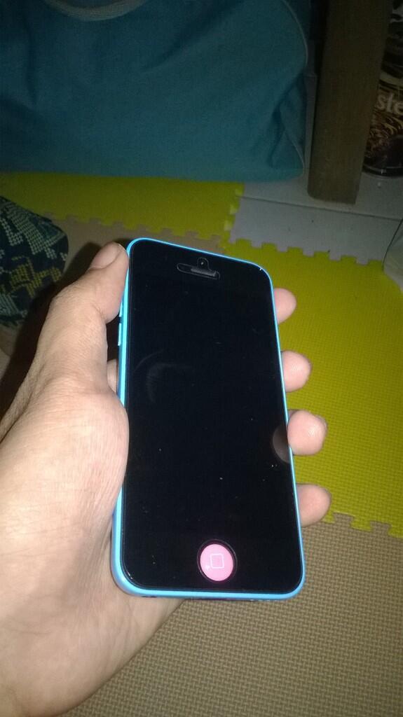Iphone 5C 16gb 99% Garansi resmi TRIO panjang BU Semarang