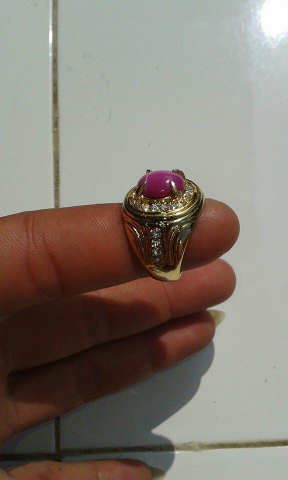 Batu Cincin Achan