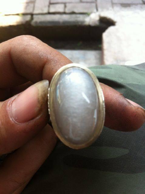 Batu Cincin Achan