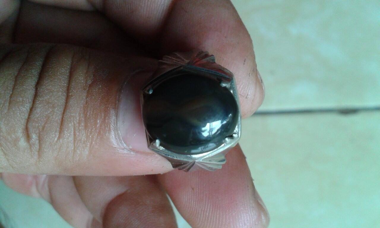 Batu Cincin Achan