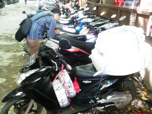 Kumpulan testi KurirKita | jasa kurir
Delivery | COD | Jabodetabek