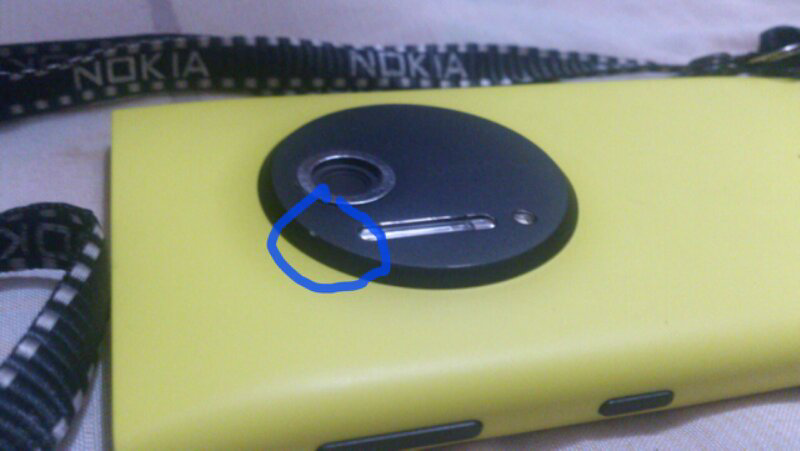 Lumia 1020 Yellow 32GB Like New mantap