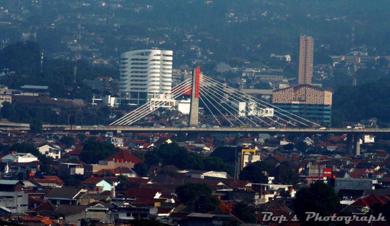 Tempat untuk melihat kota bandung dari ketinggian