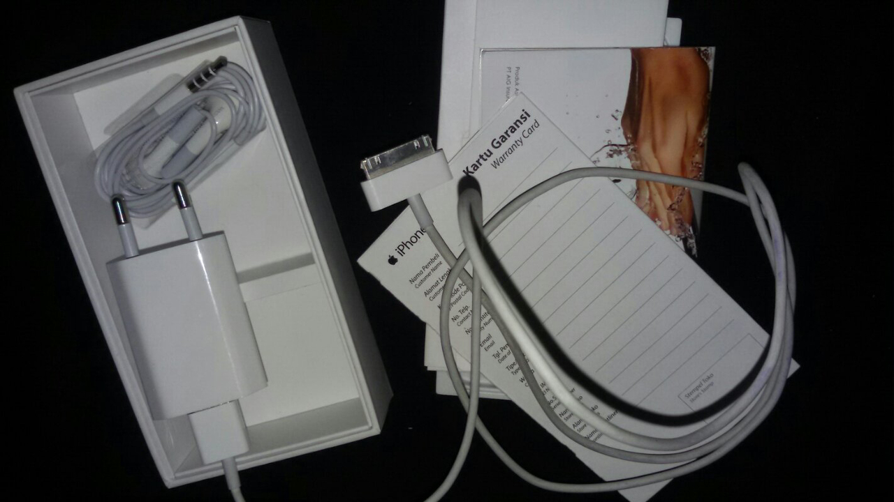 iphone 4 8gb putih garansi resmi 2015 semarang