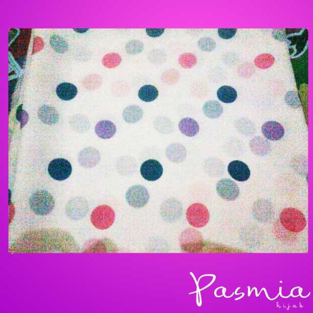 Kerudung Square Bahan Sifon , katun , Satin. Harga Murah Kualitas Jempolan . Updated!