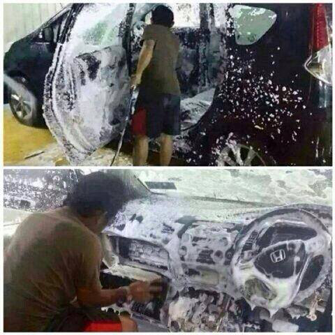 Cuci mobil paling bersih