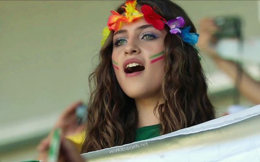 Jangan nonton bola / world cup ke stadium bareng istri atau.pacar