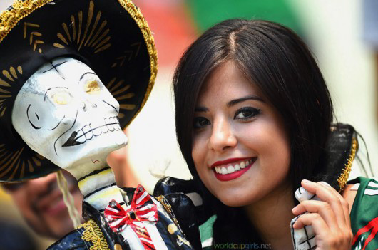 Jangan nonton bola / world cup ke stadium bareng istri atau.pacar