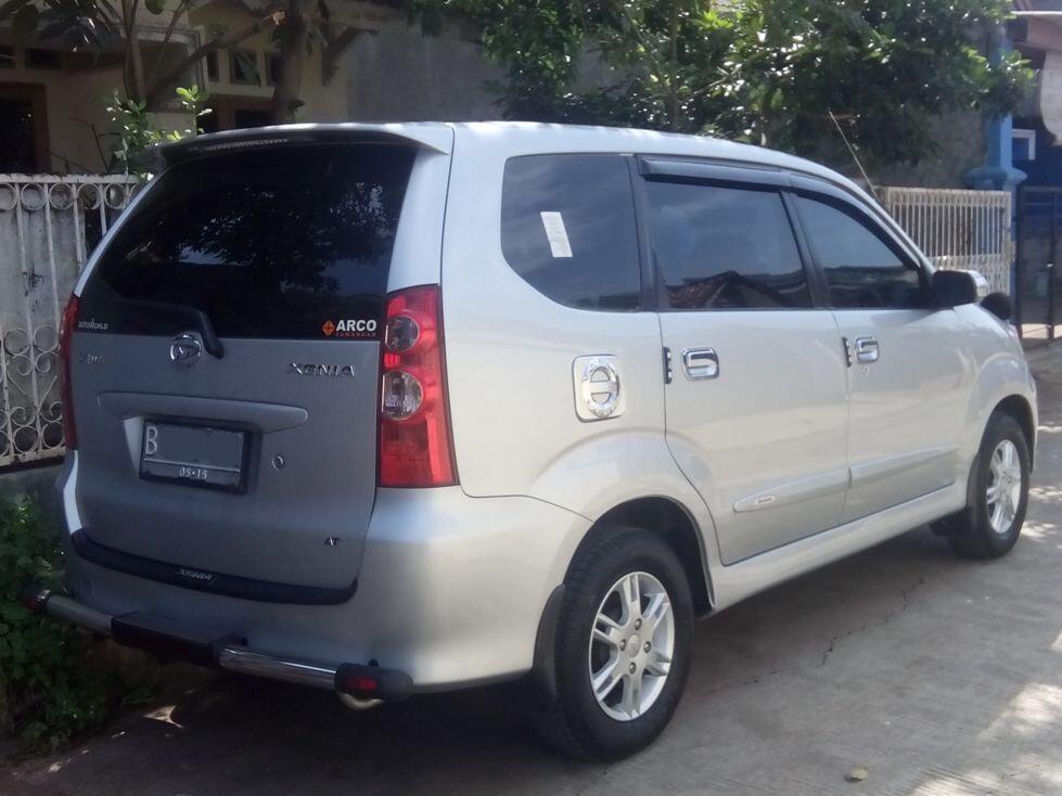 daihatsu xenia xi at 2010