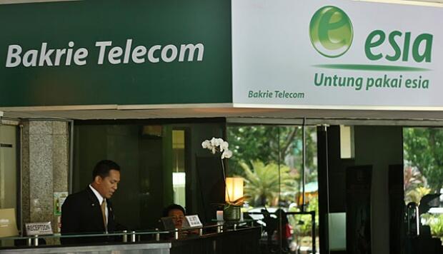 Bakrie Telecom Rugi Besar