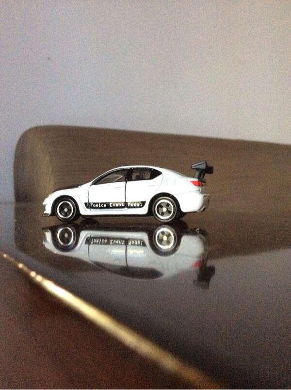 Tomica Even Model