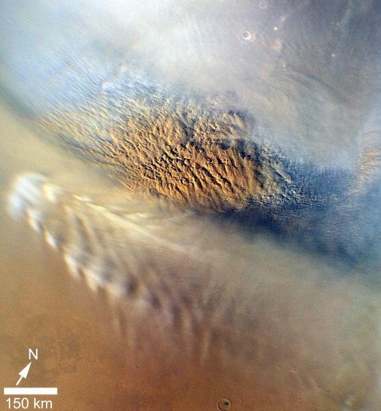 Untuk pertama kali kita bisa melihat foto2 HD apa yg sedang terjadi di permukaan Mars