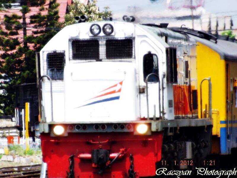 Kumpulan foto Kereta Api hasil jepretan sendiri