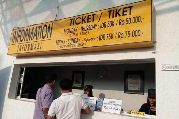 Museum Angkut Batu - Senyum Hangat Dari Si &quot;Besi Tua&quot;