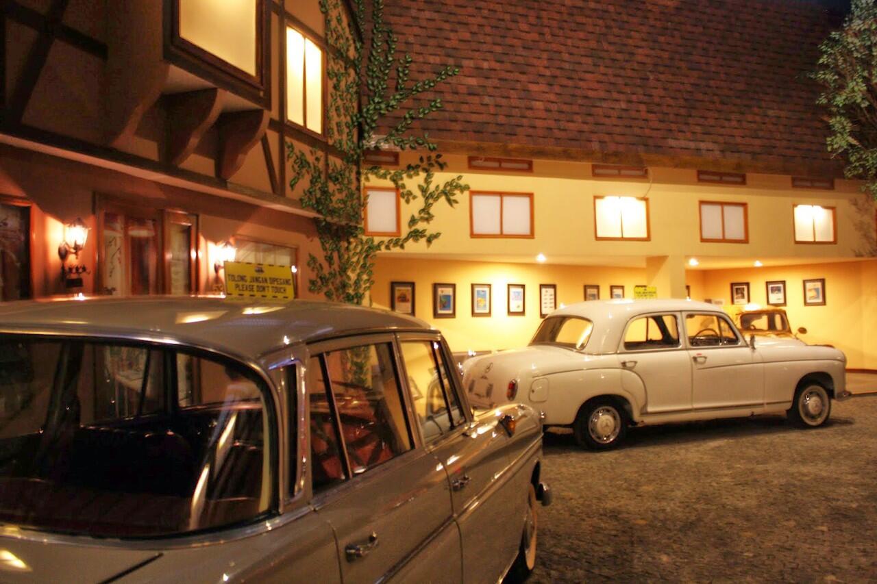 Museum Angkut Batu - Senyum Hangat Dari Si &quot;Besi Tua&quot;