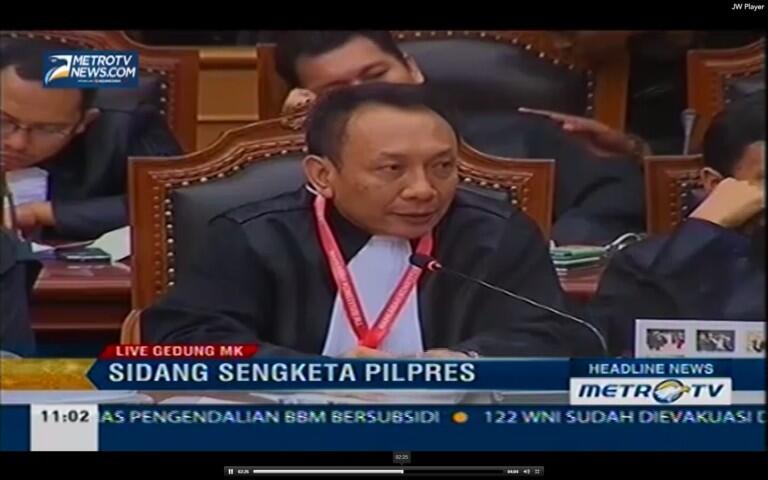 Pengacara Tim Prahara, dibayar mahal, waktu sidang koq malah tidur???